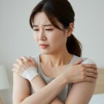 장시간 앉아있는 직장인을 위한 어깨 결림 완화!